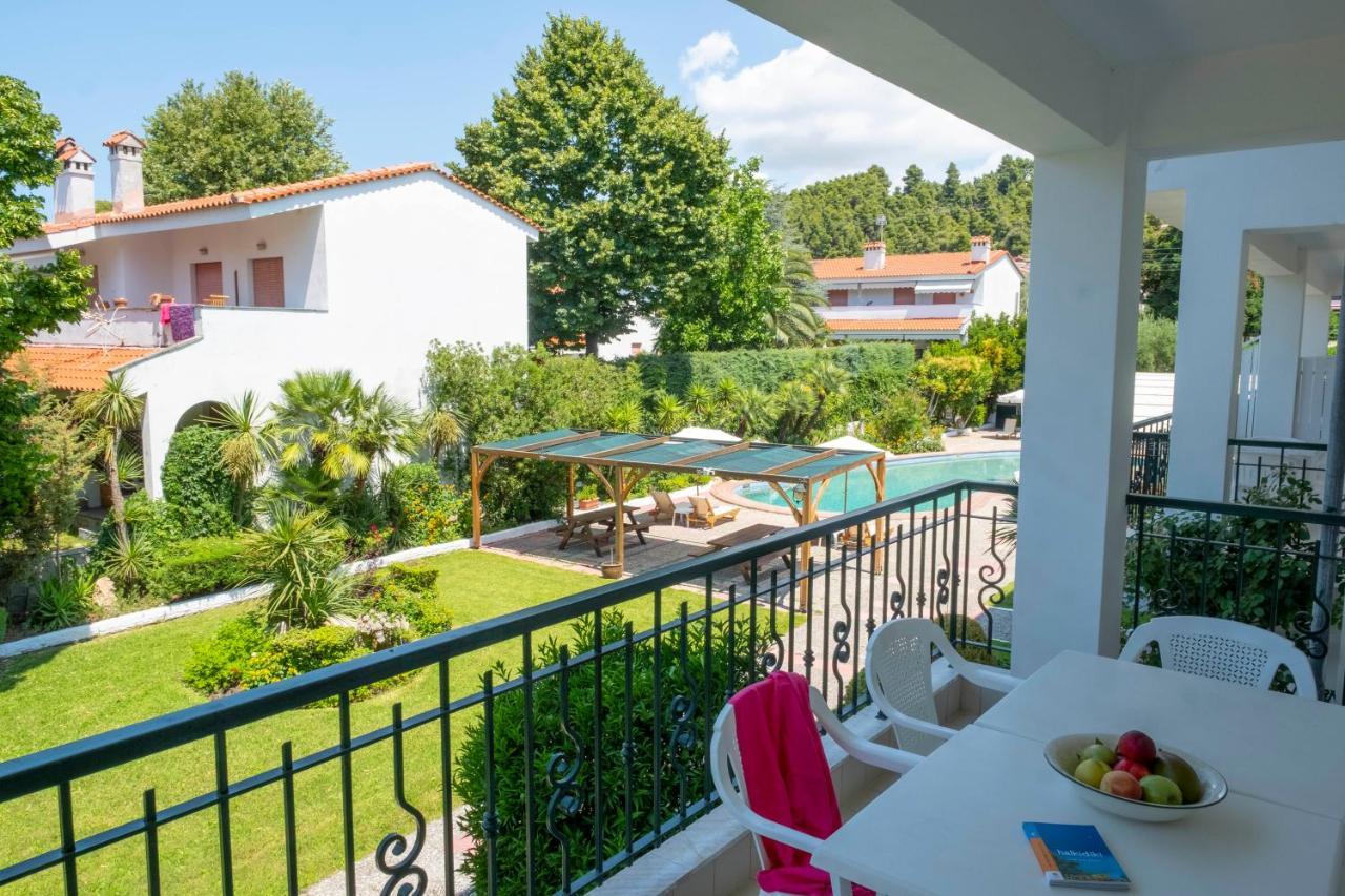 Aristides Hotel Fourka Exterior photo